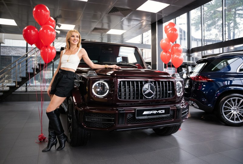 Anna Mikhailovskaya legs