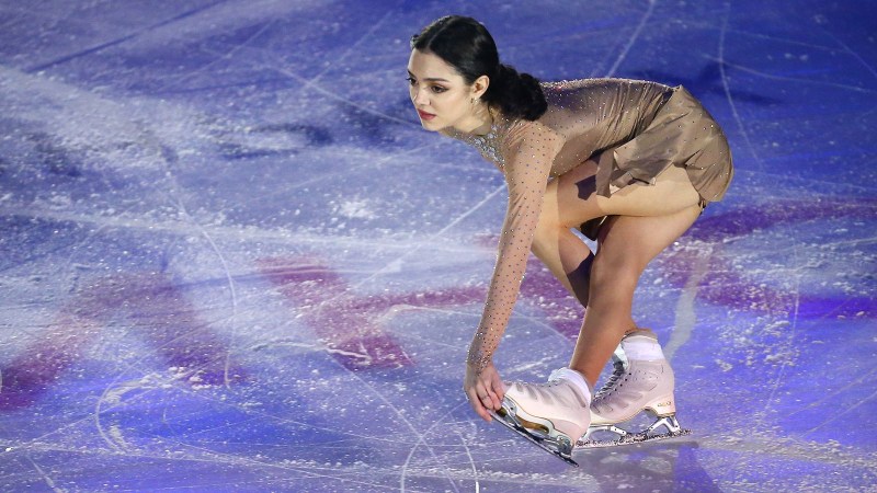 Evgenia Medvedev lies on ice