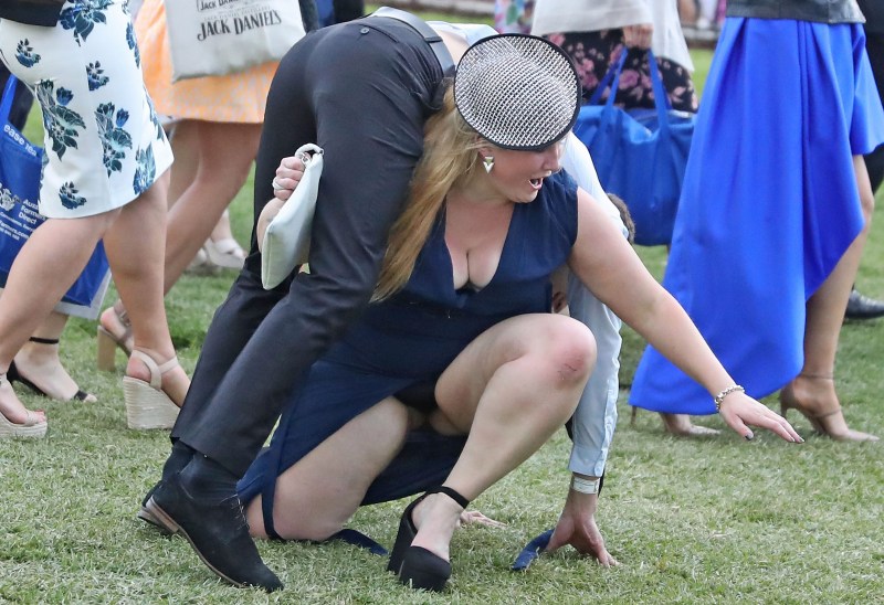 Rita Ora Paparazzi 2020