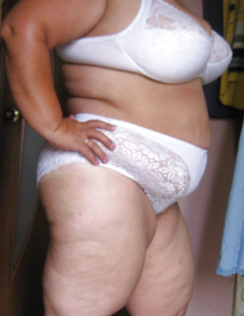 Fat grandmothers in erotic lingerie