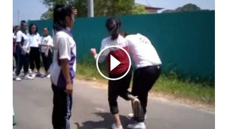 Unknown Actress Bad Class 2015