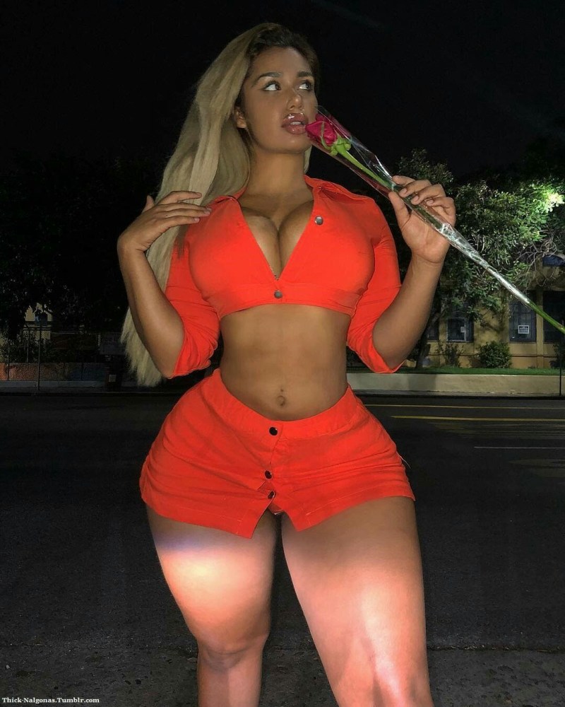 Beautiful ass of black women in jeans