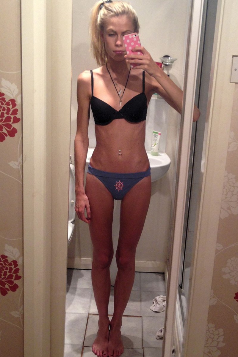 Michelle Alessandra in full height