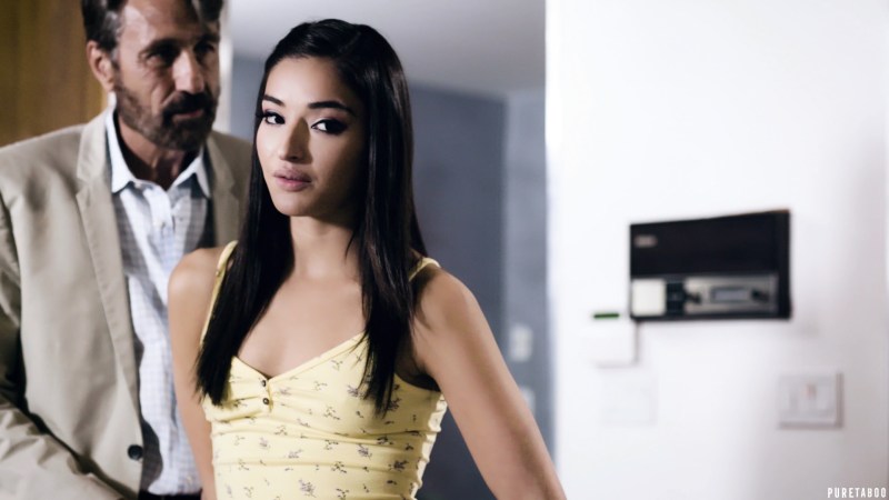 Father Daighter Mainstream USA