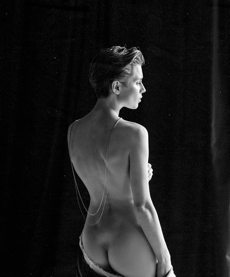 Actress Linda Tabagari naked