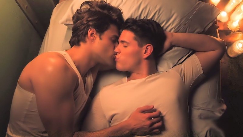 Gay Men Sucking Huge Cocks in Locker Room