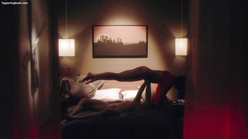 Kobi Smolders Naked Tits