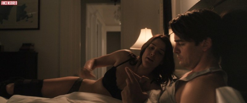 Cobie Smulders Hot Scene