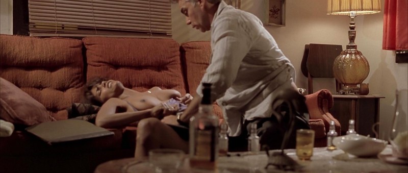 Naked Holly Berry Storm