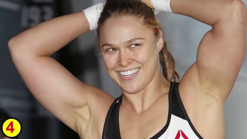 Swimming swimmers in the tightening