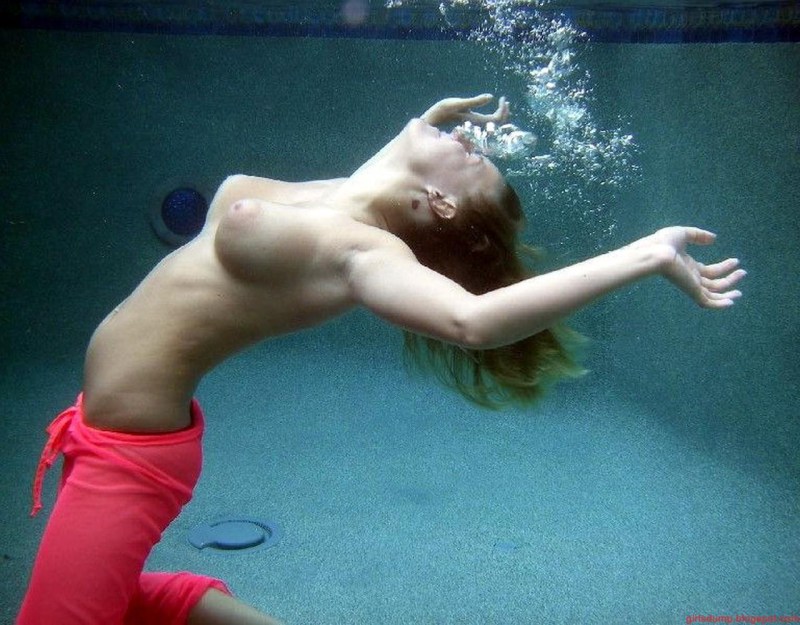 Topless under water