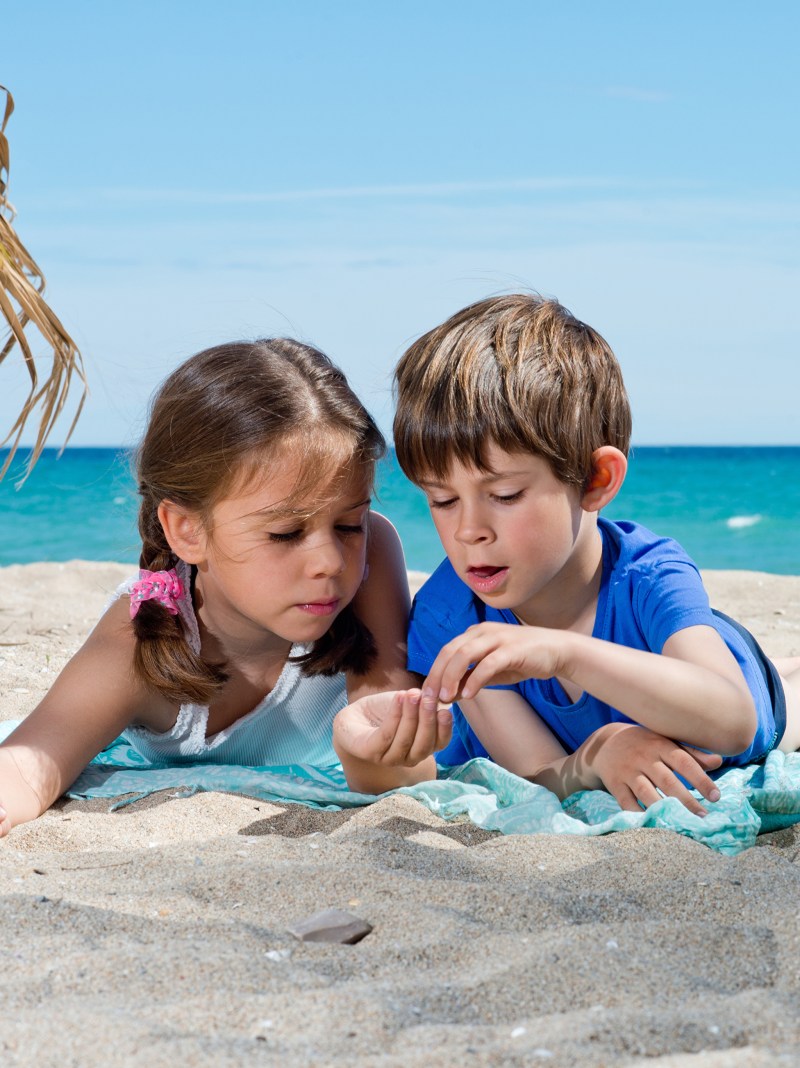 Children with parents at sea