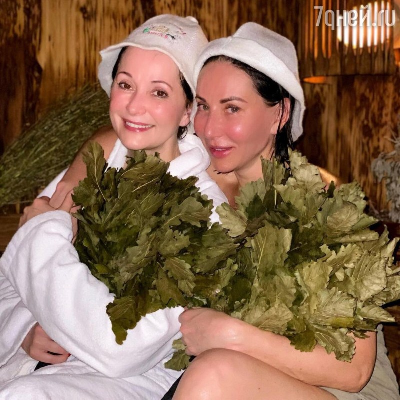 Olga Kabo and Alika Smekhova photo