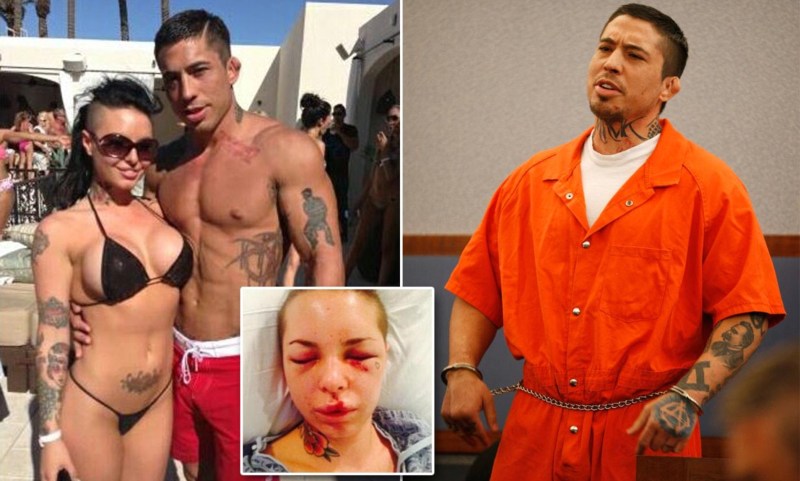 Form of cyclists of the Columbia team