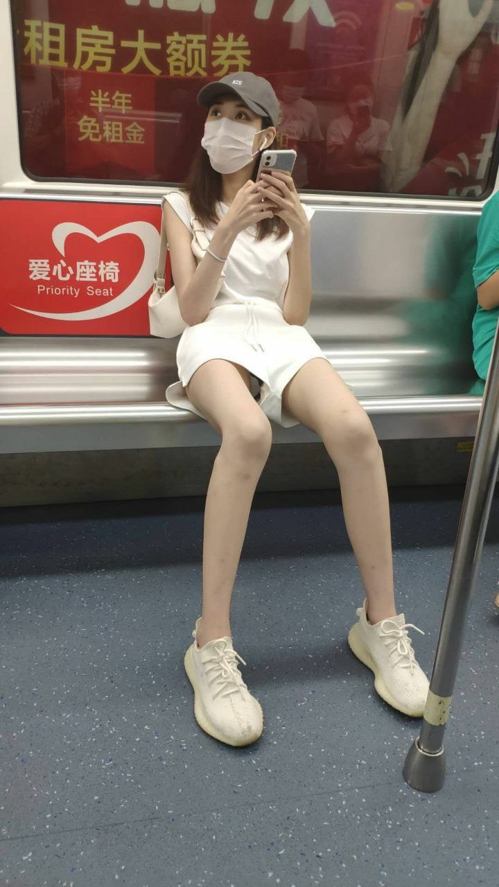 学生 自 拍 delicate flower