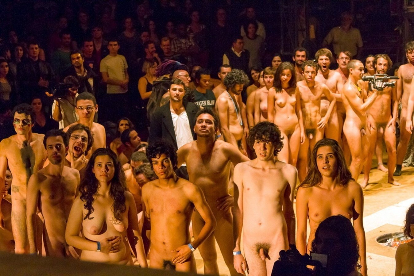 <b>Porn</b> <b>Theater</b> Naked Audience (66 photos) .