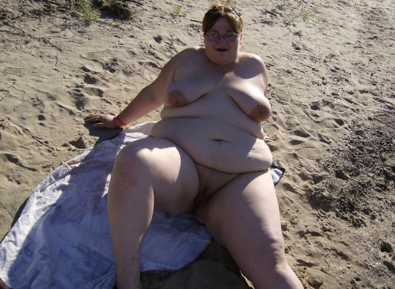 Hairy bbw on the beach