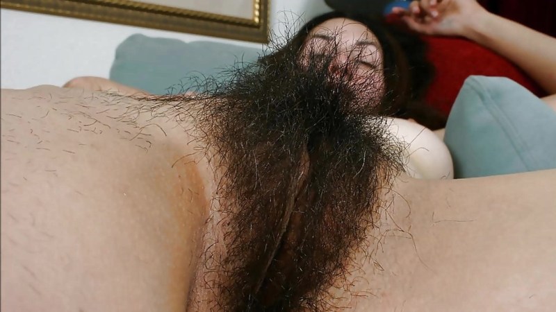 Girls with hairy pussies
