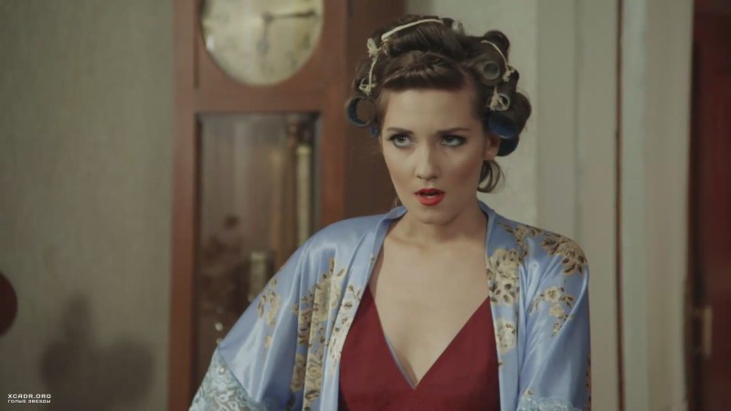 Valentina Lukashchuk House with lilies