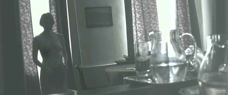 Angelina Jolie Naked in the movies