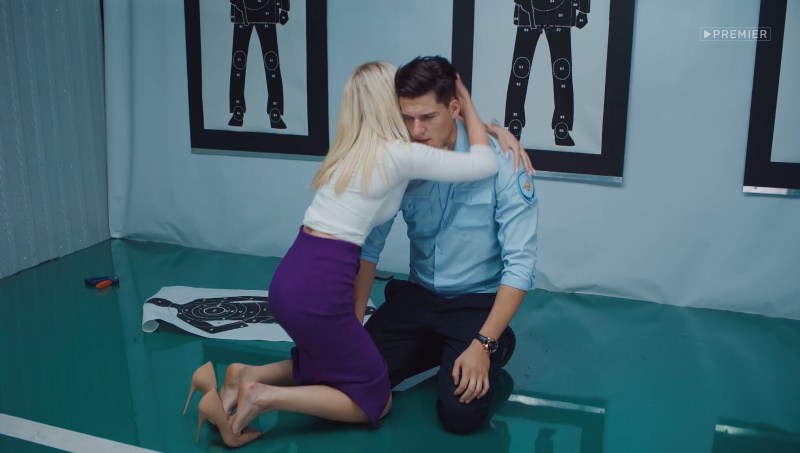 Valeria a close -up naked