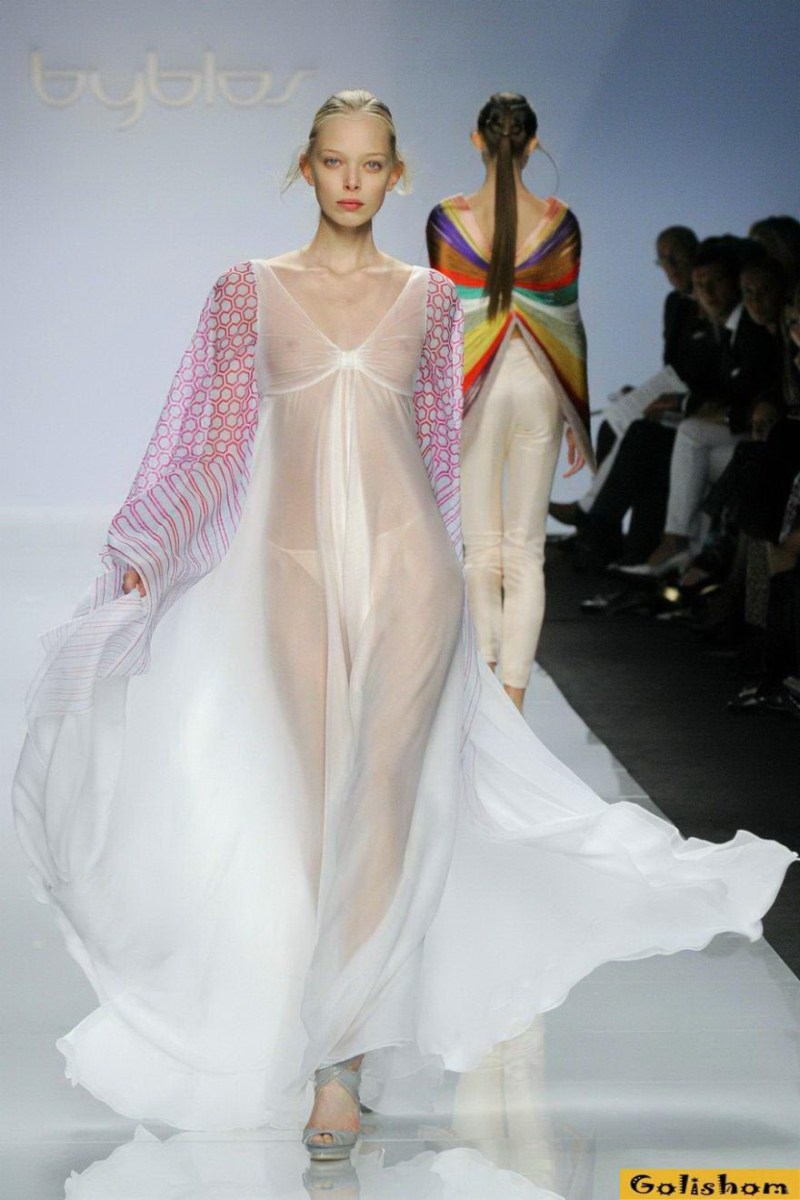 Retro Gallery of Betty Love & Melinda, Orgy on the Catwalk E