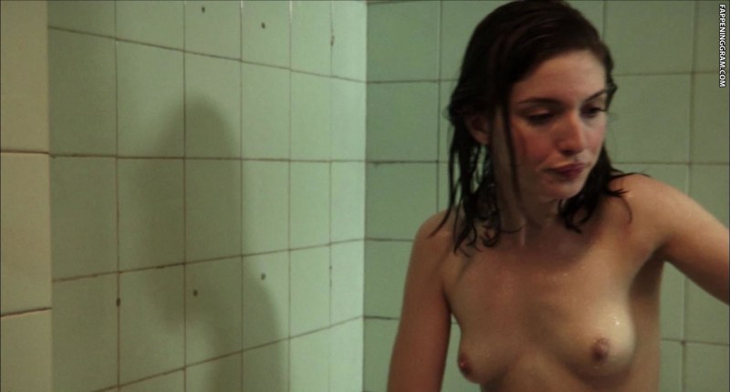 Maria Valverde boobs