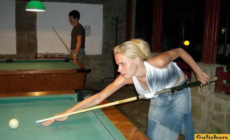 Simits for games without a background