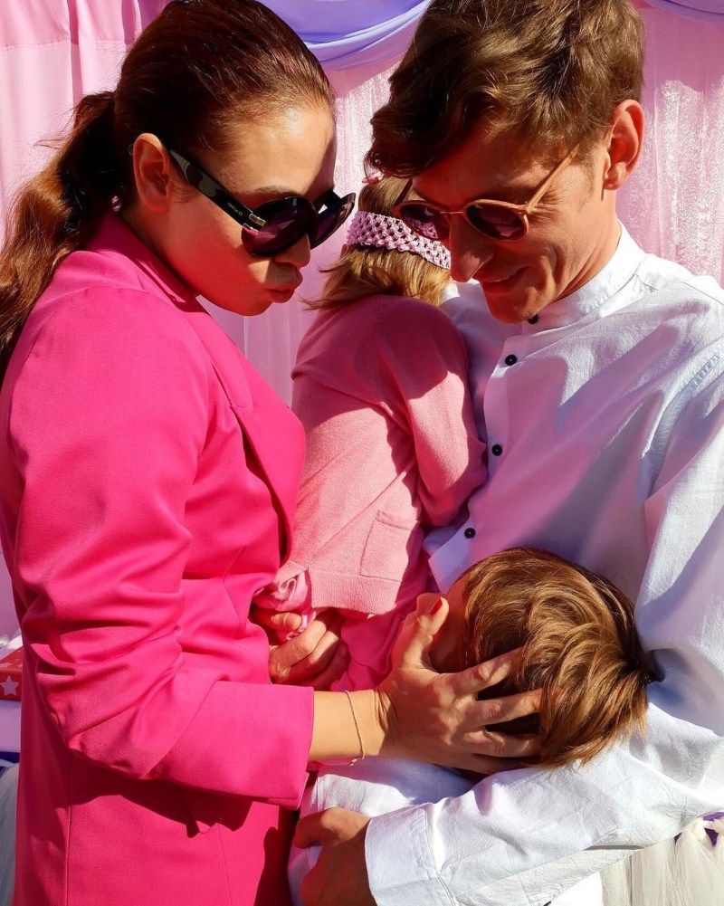 Beautiful naked Tatars in stockings