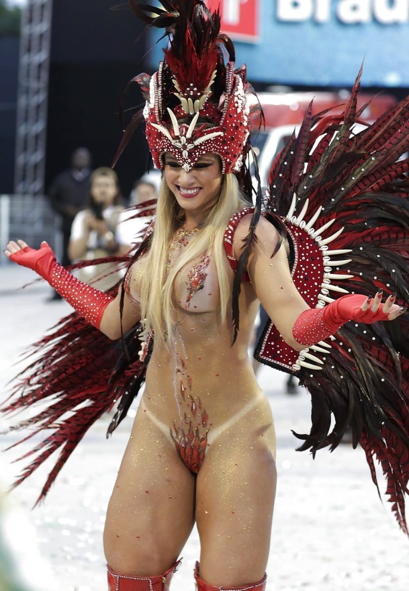 Pamela Gomez Carnival