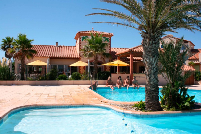 Aphrodite Village Port Lekat