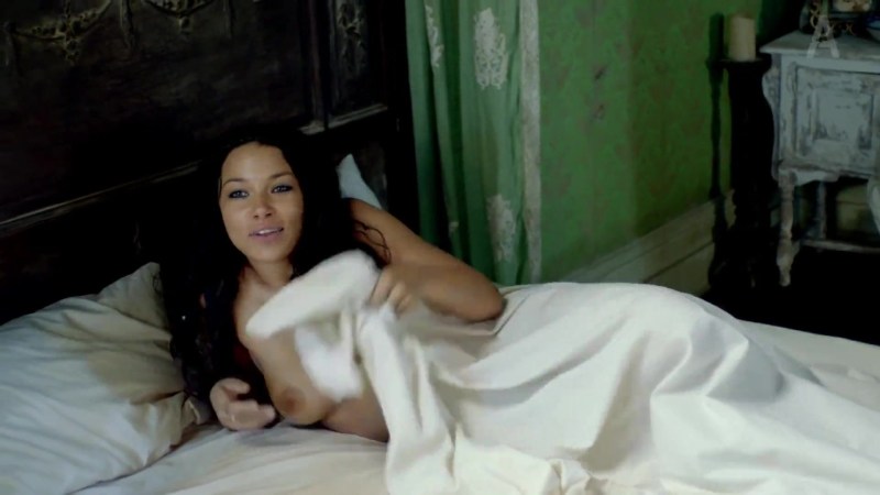 Jessica Parker Kennedy Naked