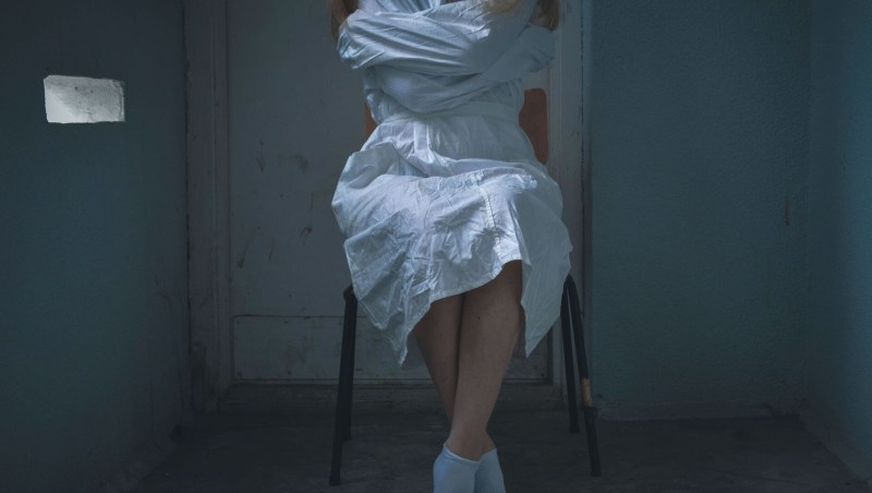 Brides with a large neckline