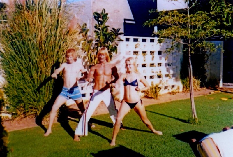 Blondes with Hairy Pussy in Seductive Poses beauty women photo nude