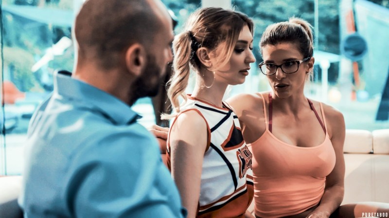 Zoey monroe student with trance