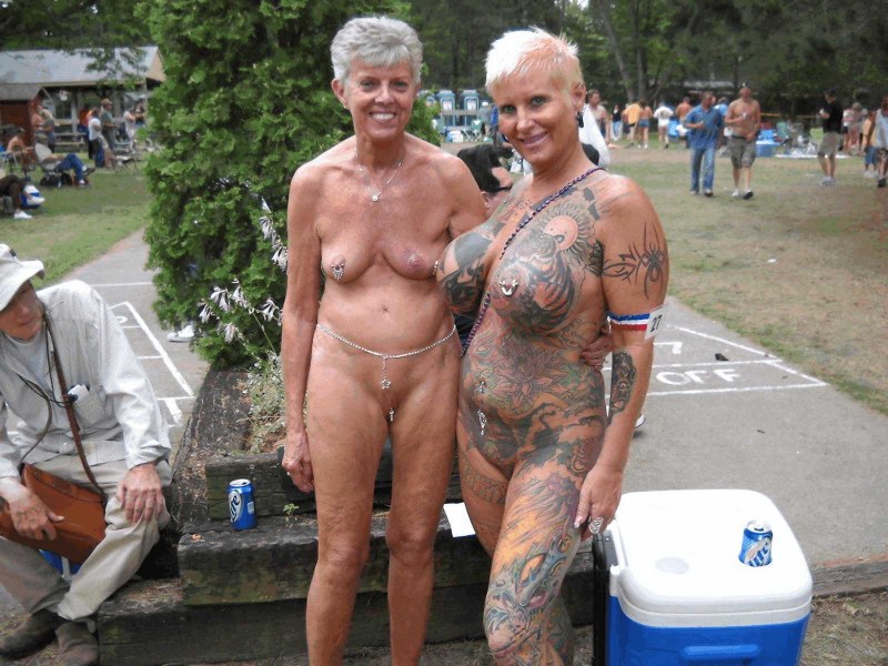 Old naked at the festival