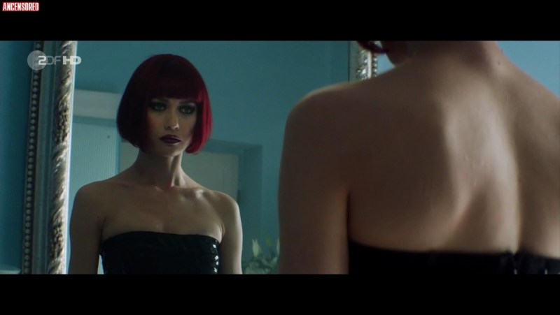 November November Film 2014 Olga Kurilenko