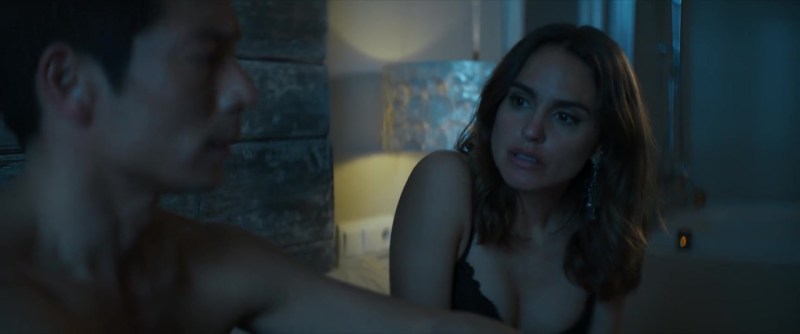 Barbara Niven and Jessica Clark