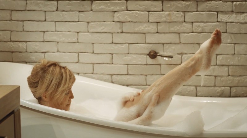 Girls undress the one