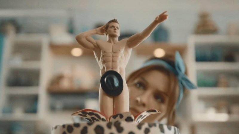 Elena Podkaminskaya striptease