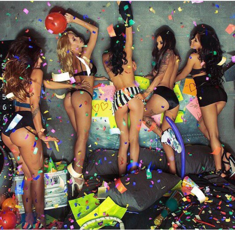 Naked chicks at a party