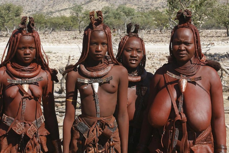 Naked women of African tribes