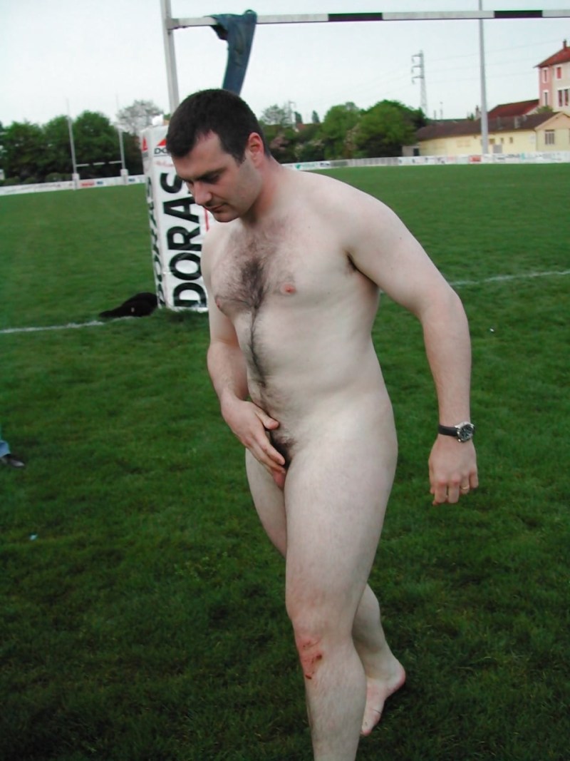 Rugby football players are naked