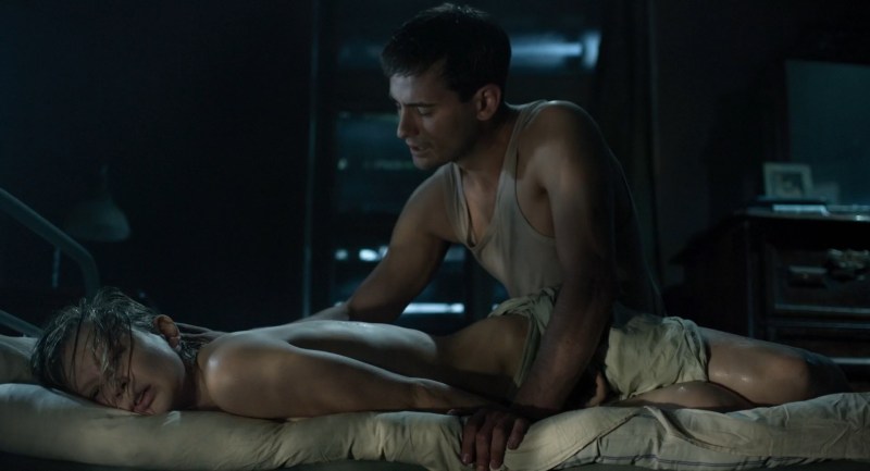 Caroline Due Caroline Ducey Naked