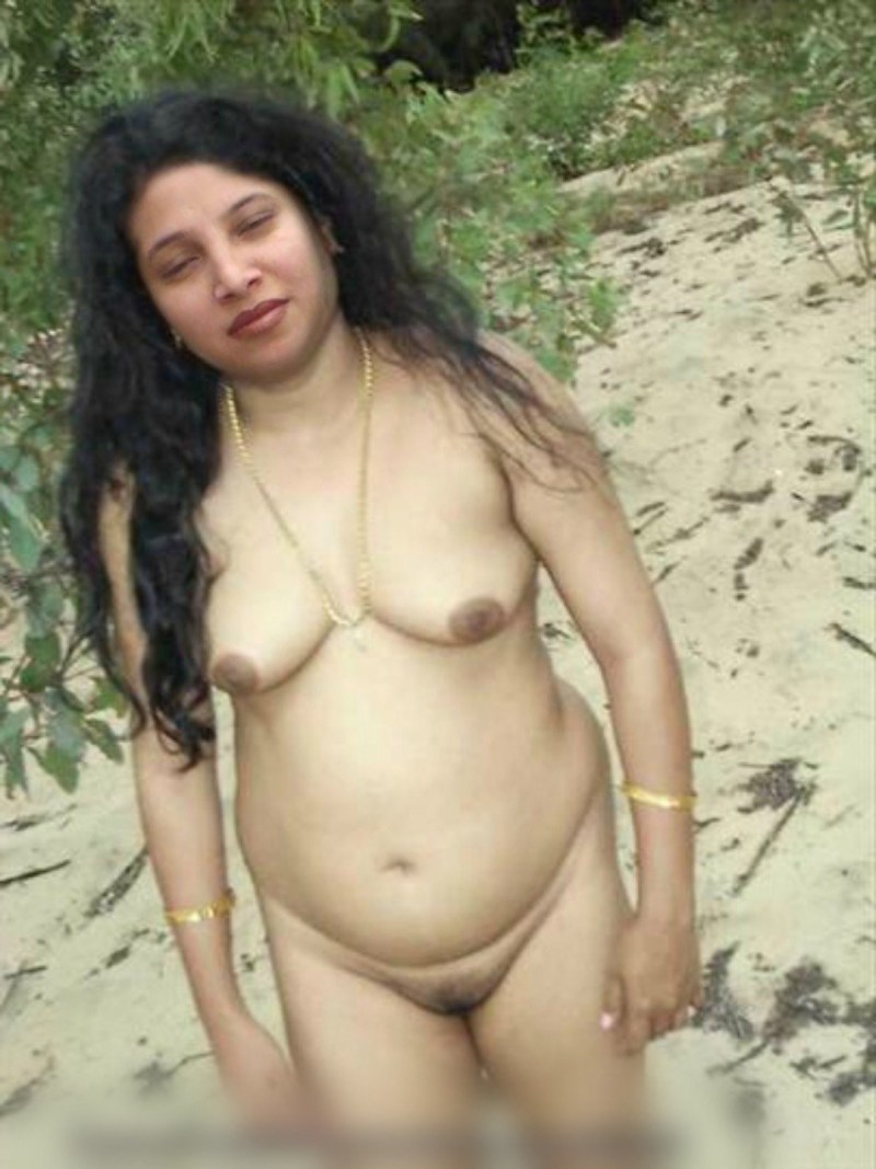 Indian Girls and Naked Ass Private