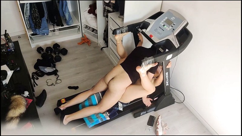 Treadmill Booty- Watch My Ass AS I Walk on the Treadmill