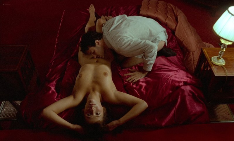 Naked Sophie Windows breasts