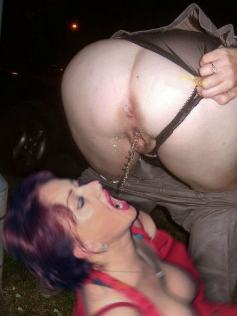 Piss Drinking in Mouth by the first person