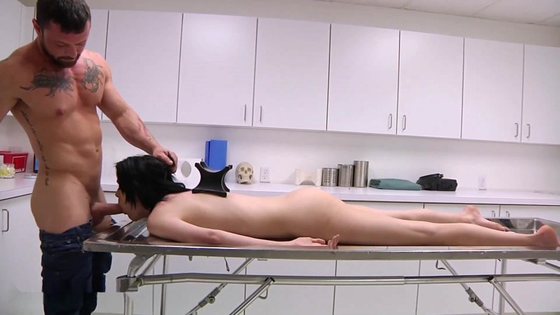 Fucked a girl in a morgue