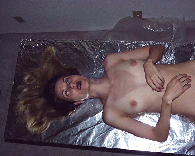 Dead dead naked women